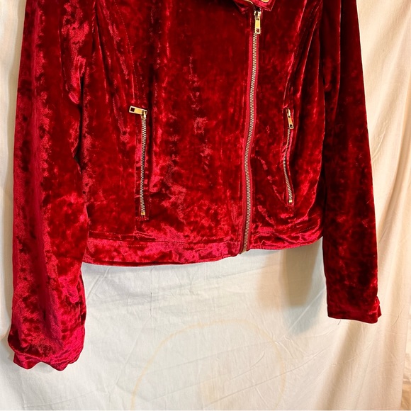 Urban Retro Crushed Velvet Jacket - Picture 5 of 12
